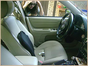 Elite Locksmith Services Orland Park, IL 708-377-5065 - 20-car-lock-out