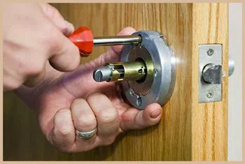 Elite Locksmith Services Orland Park, IL 708-377-5065 - 6-locks-replace